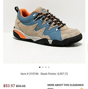 ES skate shoes